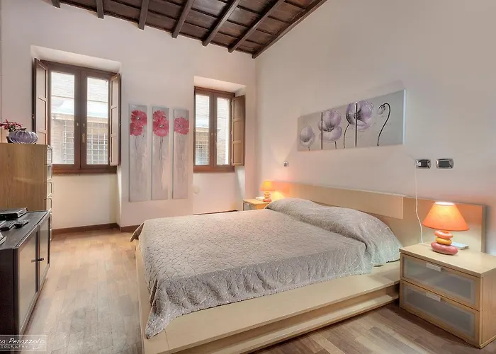 Casa Funari Рим